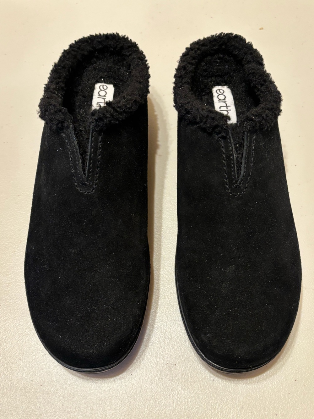 Earth Women's Black Suede Shearling-Lined Clog Mules 10